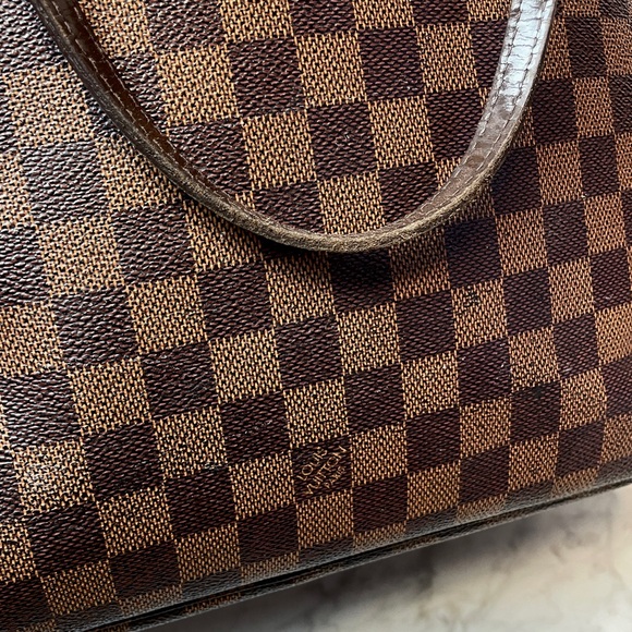 Louis Vuitton Damier Ebene Neverfull MM - Picture 7 of 15